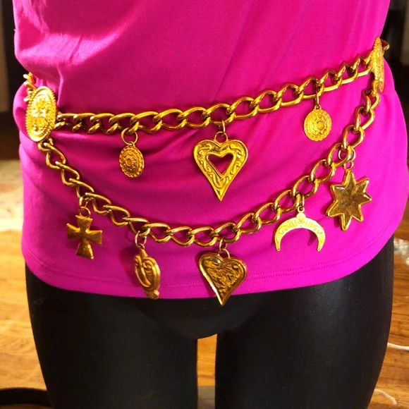 ESCADA 80's Vintage Gold Mystic Cross Charm  Chain Belt.  Excellent Cond. - Picture 2 of 9